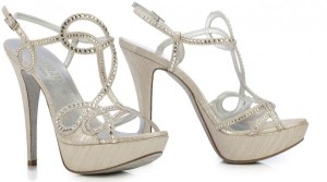 2014-scarpe-da-sposa-Loriblu-sandalo-600x335